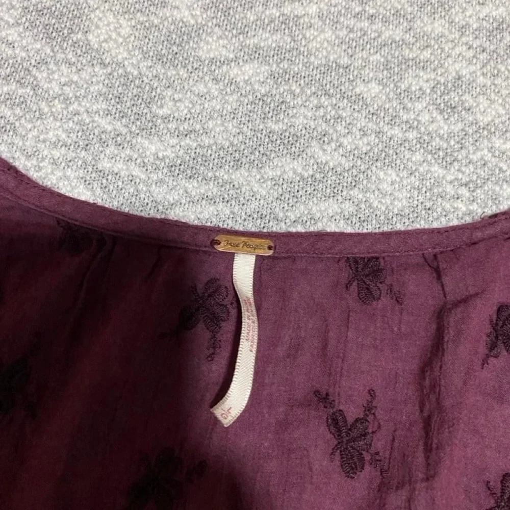 Free people Burgundy blouse with lace details women L. SKU-B748